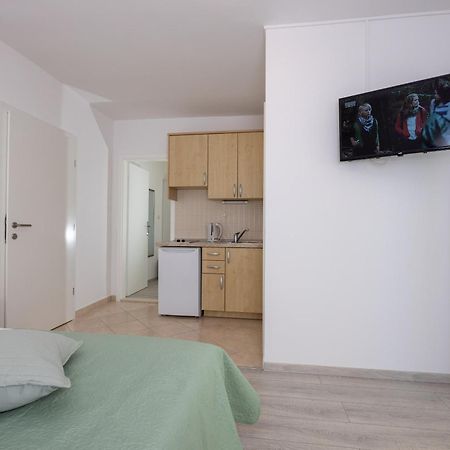 Apartmani Iva Tučepi エクステリア 写真