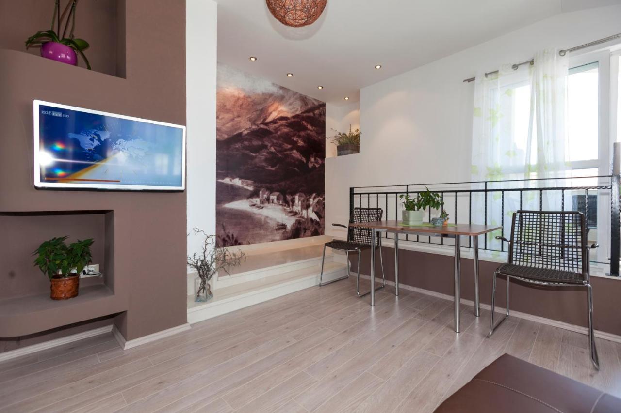 Apartmani Iva Tučepi エクステリア 写真