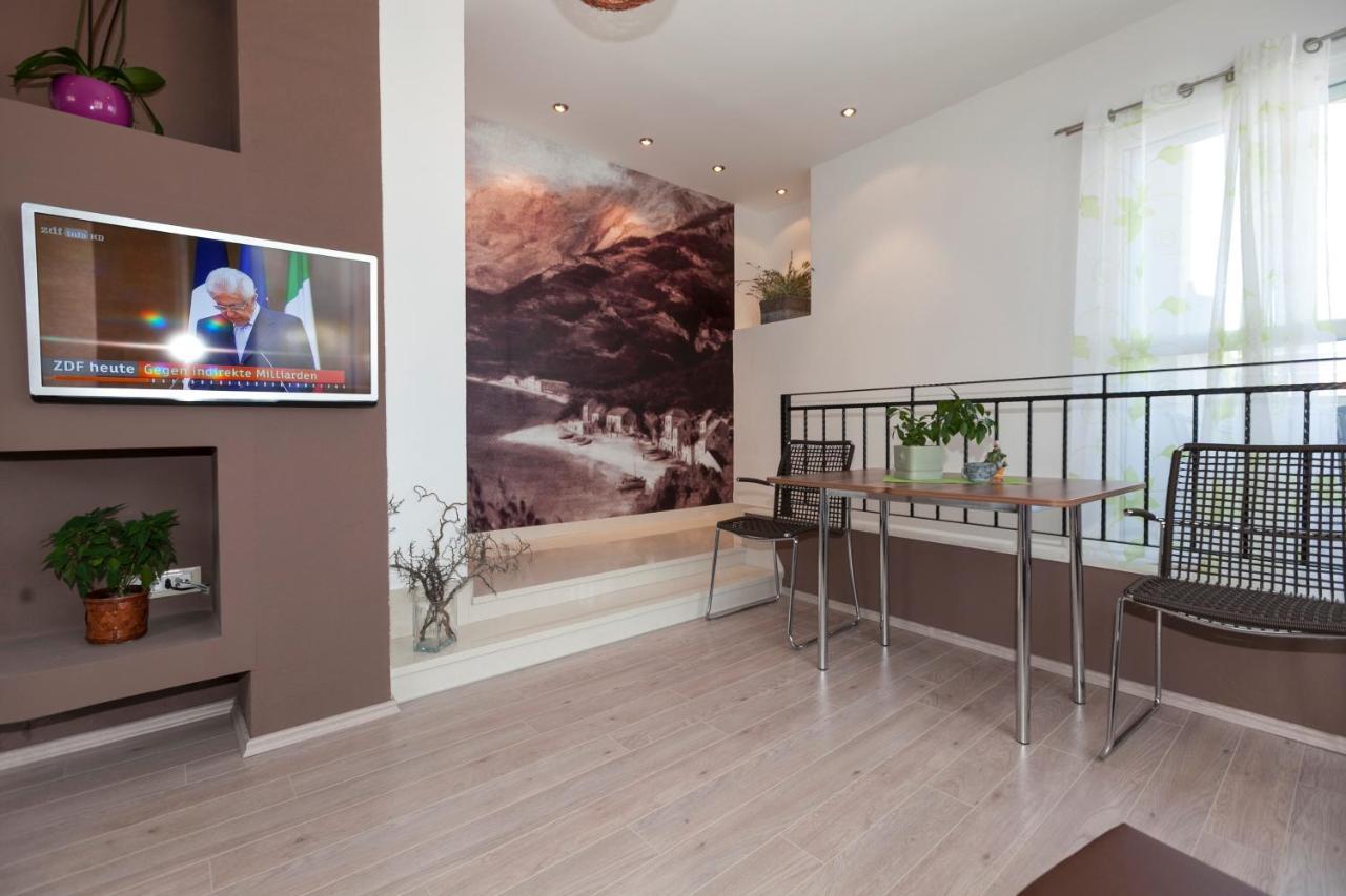 Apartmani Iva Tučepi エクステリア 写真