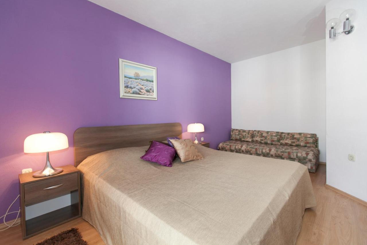 Apartmani Iva Tučepi エクステリア 写真