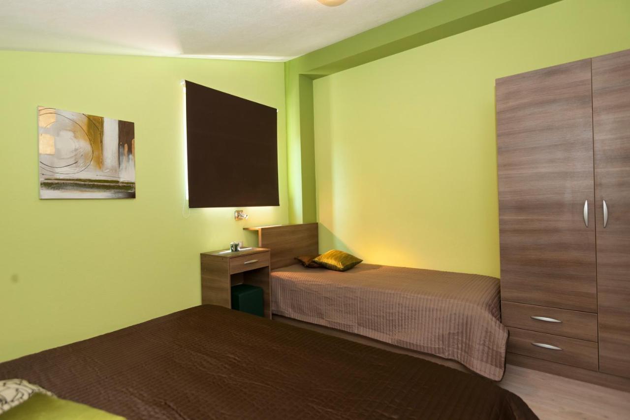 Apartmani Iva Tučepi エクステリア 写真