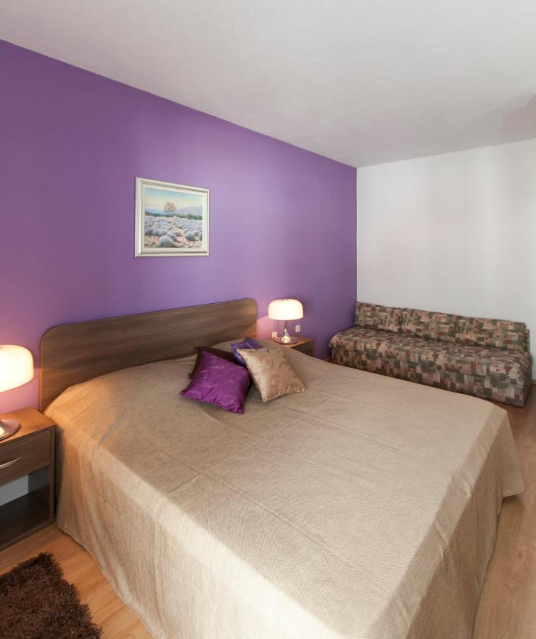 Apartmani Iva Tučepi エクステリア 写真