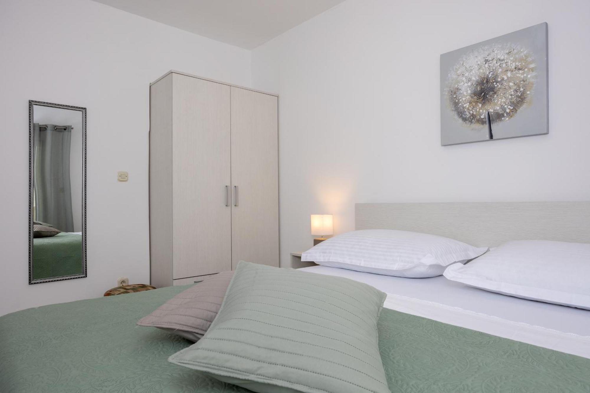Apartmani Iva Tučepi エクステリア 写真