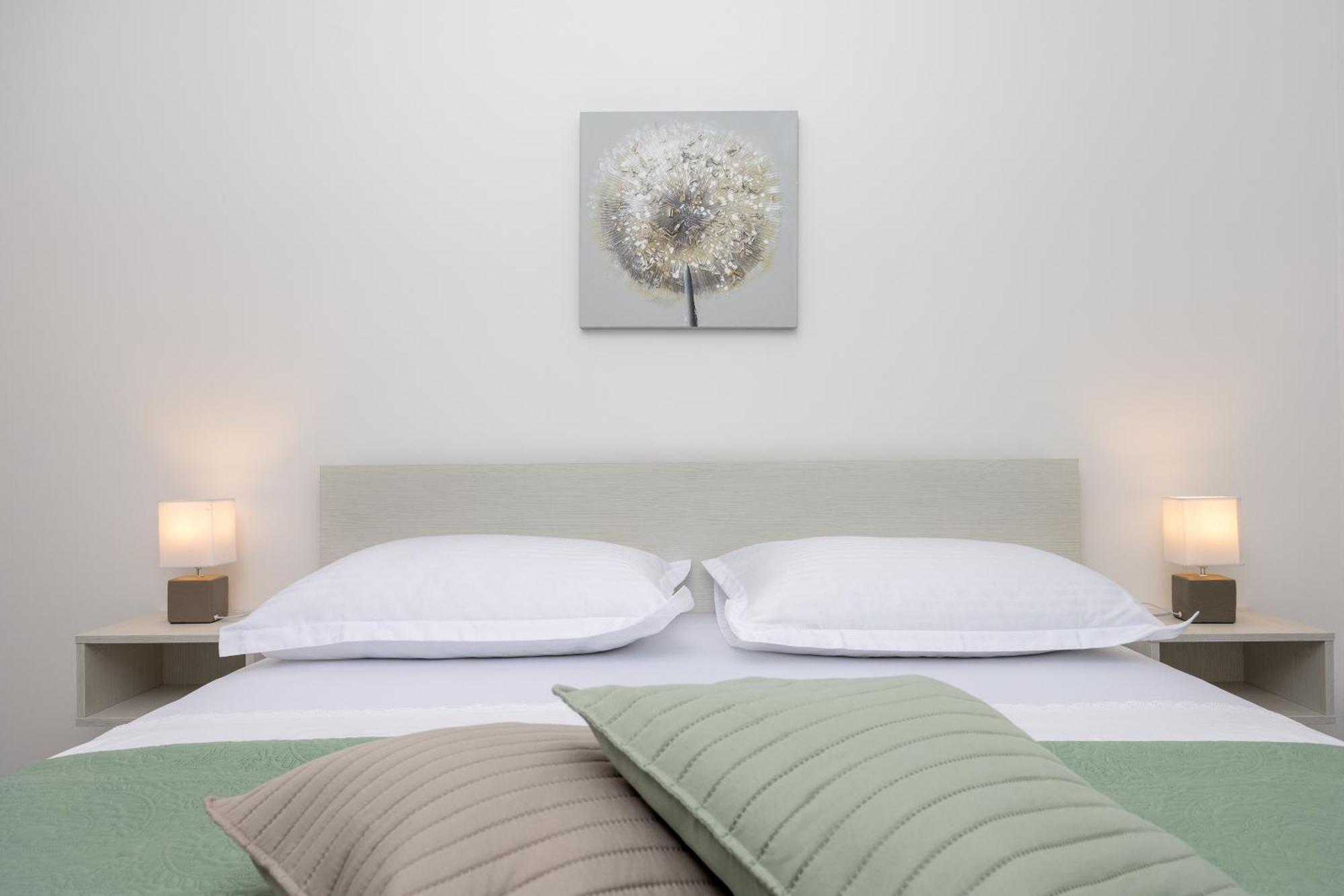 Apartmani Iva Tučepi エクステリア 写真